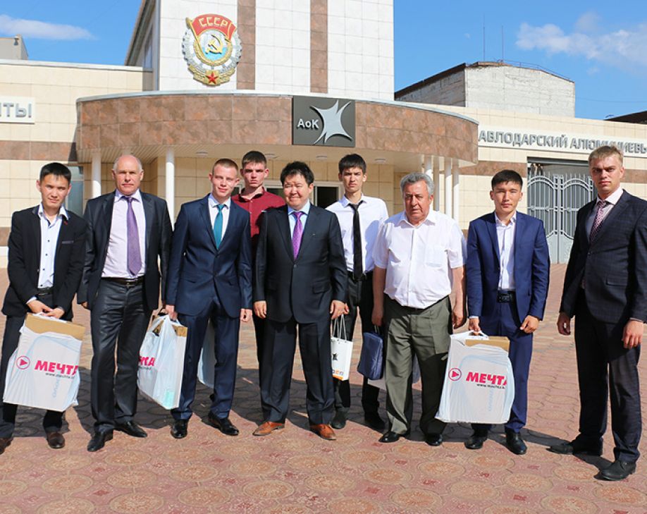 О судьбе пятерых