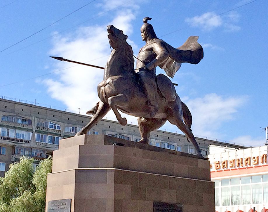 Батыр в камне