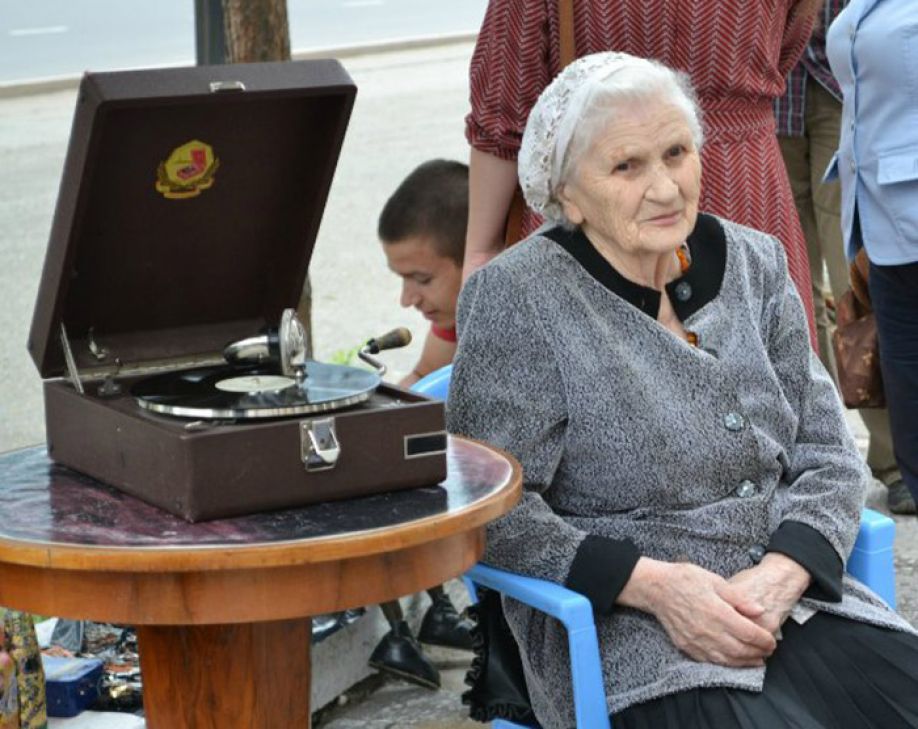 Немного внимания в октябре