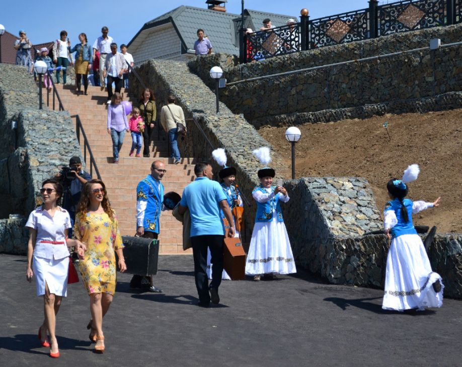 Старт сезона Ertis Promenade