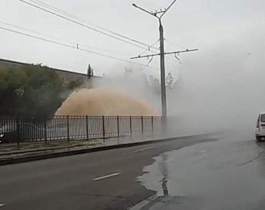 Сезон «фонтанов» продолжается
