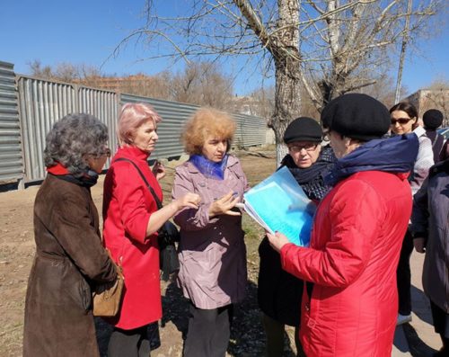 Павлодарцы просят банкира отказаться от строительства в сквере