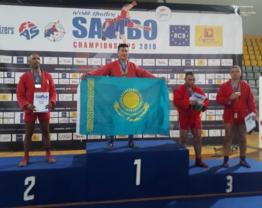 Спортсмен из Экибастуза стал победителем на чемпионате мира по самбо