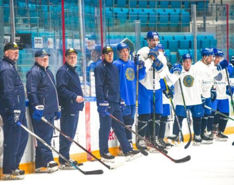 В футболе не можем, ну хотя бы в хоккее: Сборная Казахстана готовится к чемпионату мира