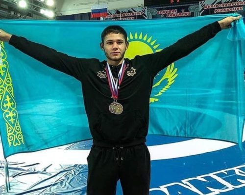 Павлодарский боец завоевал бронзовую медаль на чемпионате Казахстана по грепплингу