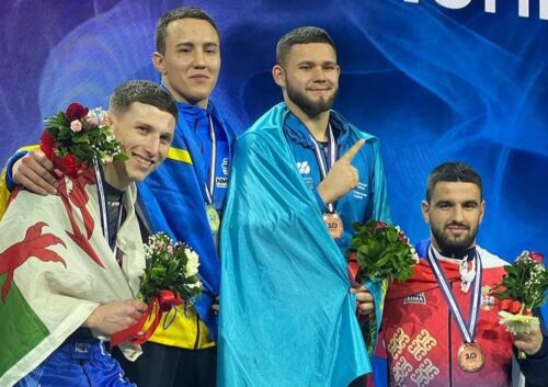 Павлодарец завоевал бронзу на чемпионате мира по ММА