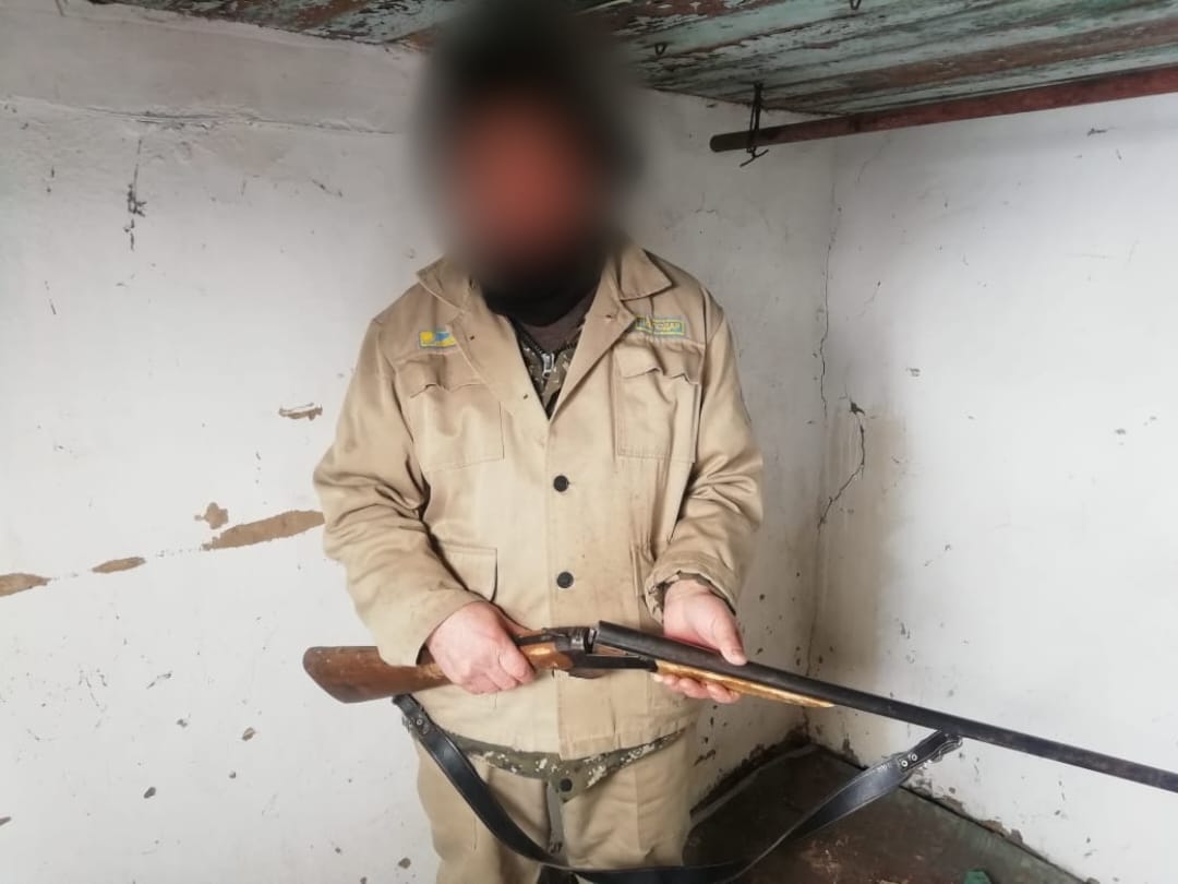 Одностволку нашел в степи житель Иртышского района