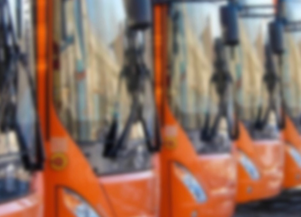 На Назарбаева автобусы перестали заезжать в «карман» от Торайгырова до Лермонтова