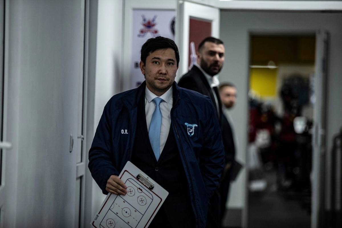 В хоккейном клубе «Иртыш» сменился тренер