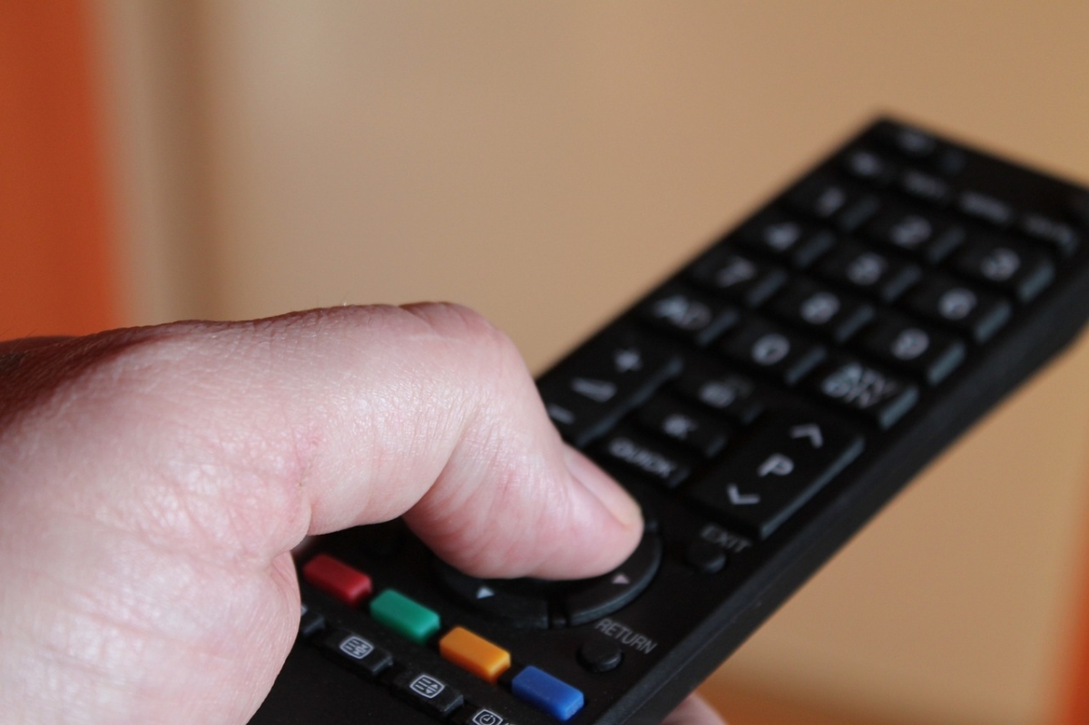 Радиостанции и TV-каналы Казахстана временно прекратят вещание