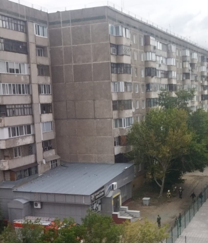 В Павлодаре ремонт в квартире приняли за пожар