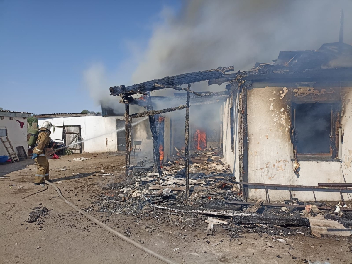 При пожаре в селе Береговое погибла двухлетняя девочка