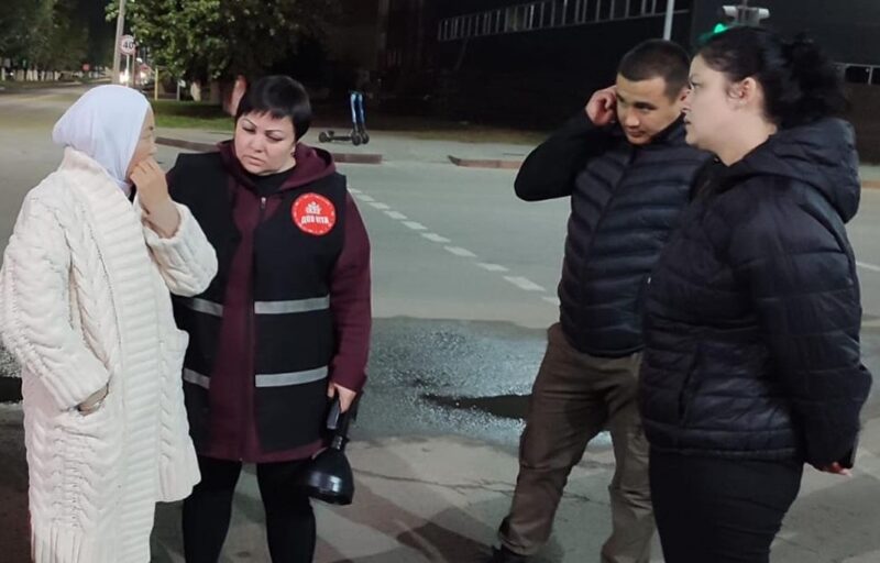 В Павлодаре охранники ТЦ выгнали дезориентированного парня