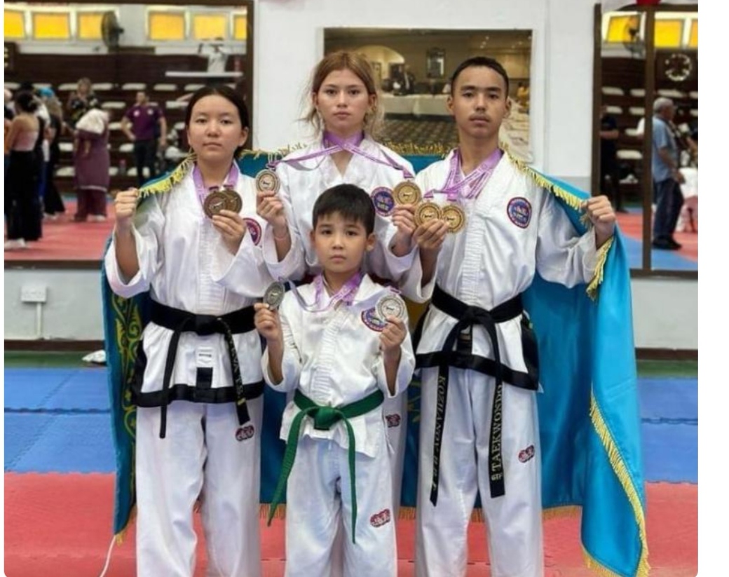 Шестиклассники из Павлодара взяли золото на чемпионате Европы по тхэквондо