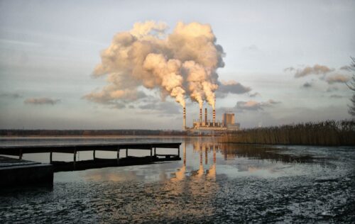 Крупные заводы Павлодара должны снизить выбросы в связи со штилем на 15-20 %