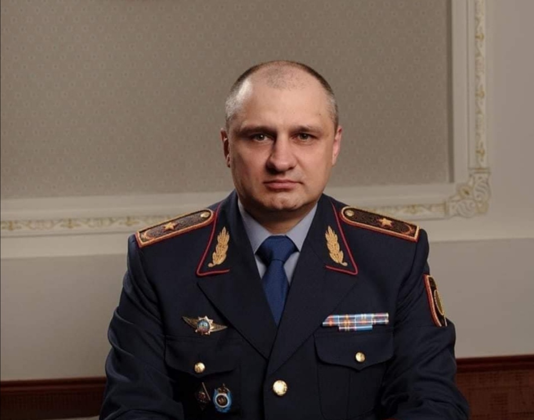 Василий Скляр объявил расследование из-за избиения женщины-следователя начальником
