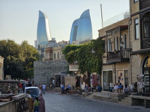Город черной нефти и садов (Баку глазами казахстанца)