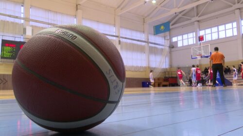 Павлодарские баскетболисты добились важной победы в молодежном кубке страны