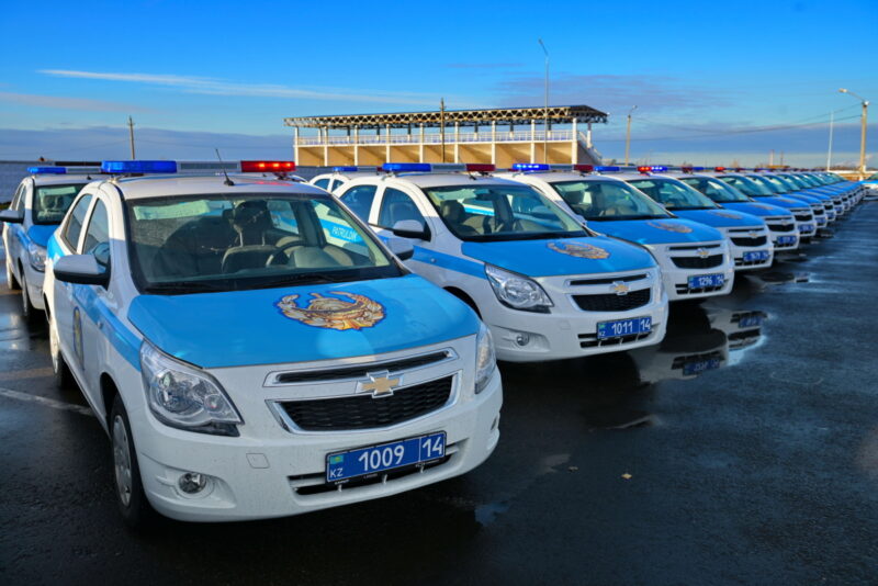 Павлодарские полицейские получили в распоряжение новые автомобили
