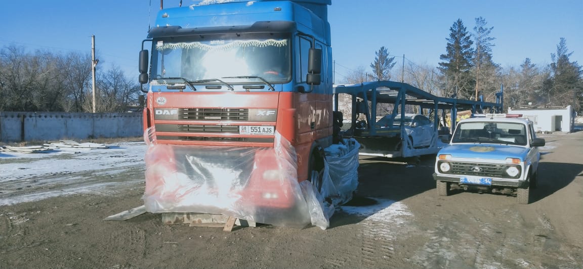 Павлодарские полицейские спасли замерзающего дальнобойщика из Бишкека  