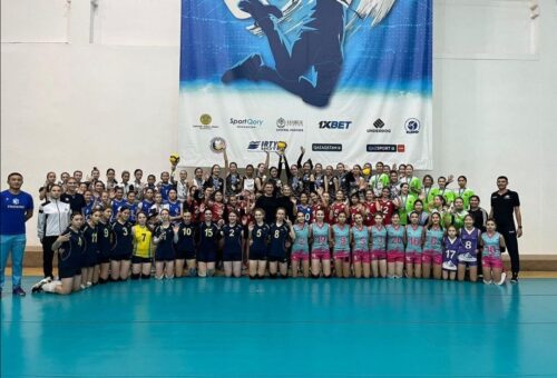 Волейболистки Павлодара стали победительницами среди восьми команд