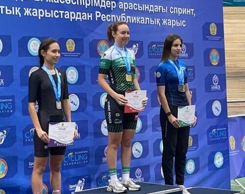 Велогонщица из Павлодара завоевала четыре золотые медали на чемпионате РК