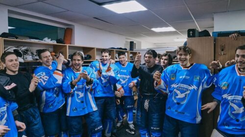 Павлодарские хоккеисты встретятся с болельщиками
