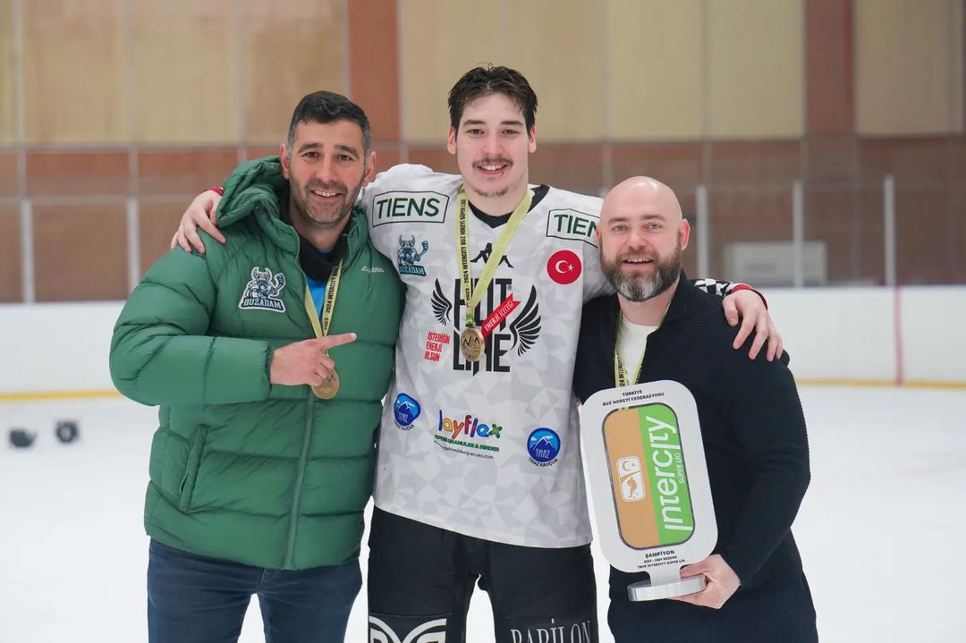 Экс-хоккеист павлодарского «Иртыша» стал чемпионом Турции
