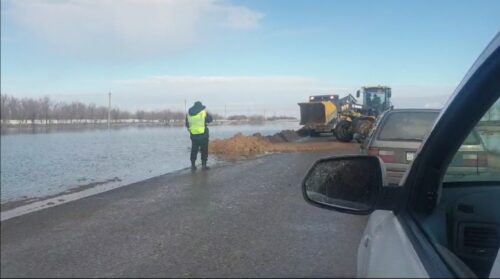 На каких автодорогах в Павлодарской области произошли переливы талых вод?