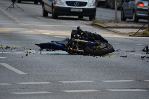 Мотоциклист-подросток пострадал в ДТП на павлодарской трассе