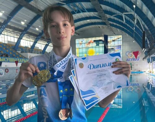 Юный пловец из Аксу победил на чемпионате РК