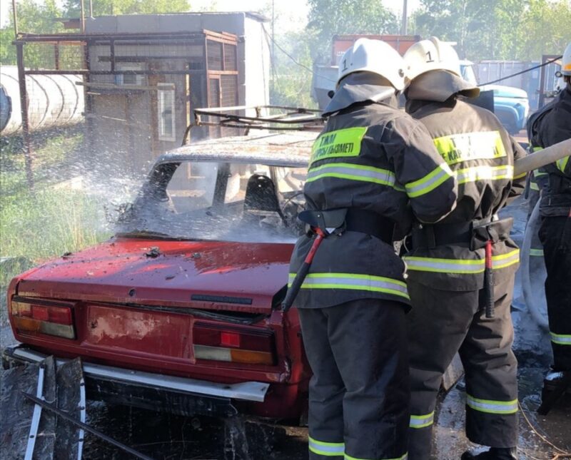 В Павлодаре сгорел автомобиль