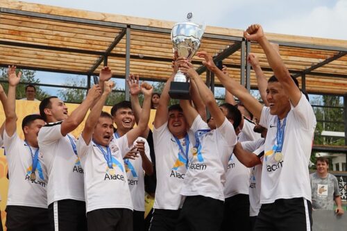Павлодарцы уступили лидерство на Кубке Казахстана по пляжному футболу