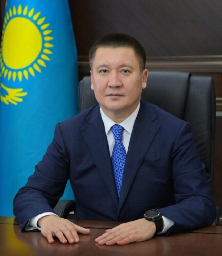 Асаин Байханов поздравил павлодарцев с Днем города