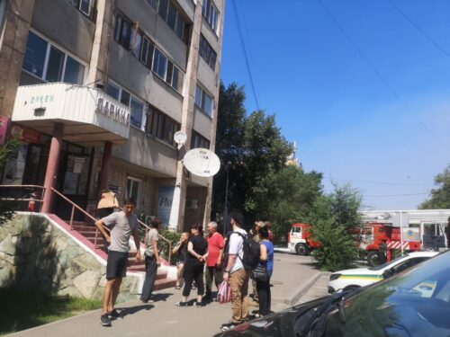В Павлодаре в магазине на Бектурова загорелась электрощитовая