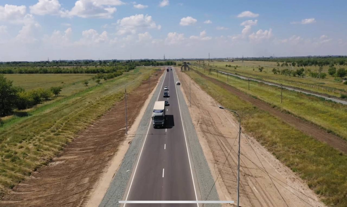 «КазАвтоЖол» отремонтировал участок трассы Павлодар-Шарбакты-гр. РФ