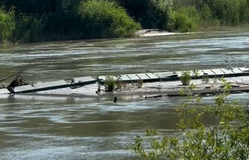 Понтонный мост затонул в Павлодарской области