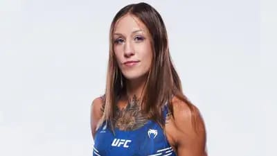 Павлодарку Марию Агапову с треском уволили из UFC