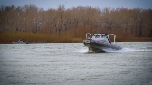 Павлодарские спасатели получили катер Marlin