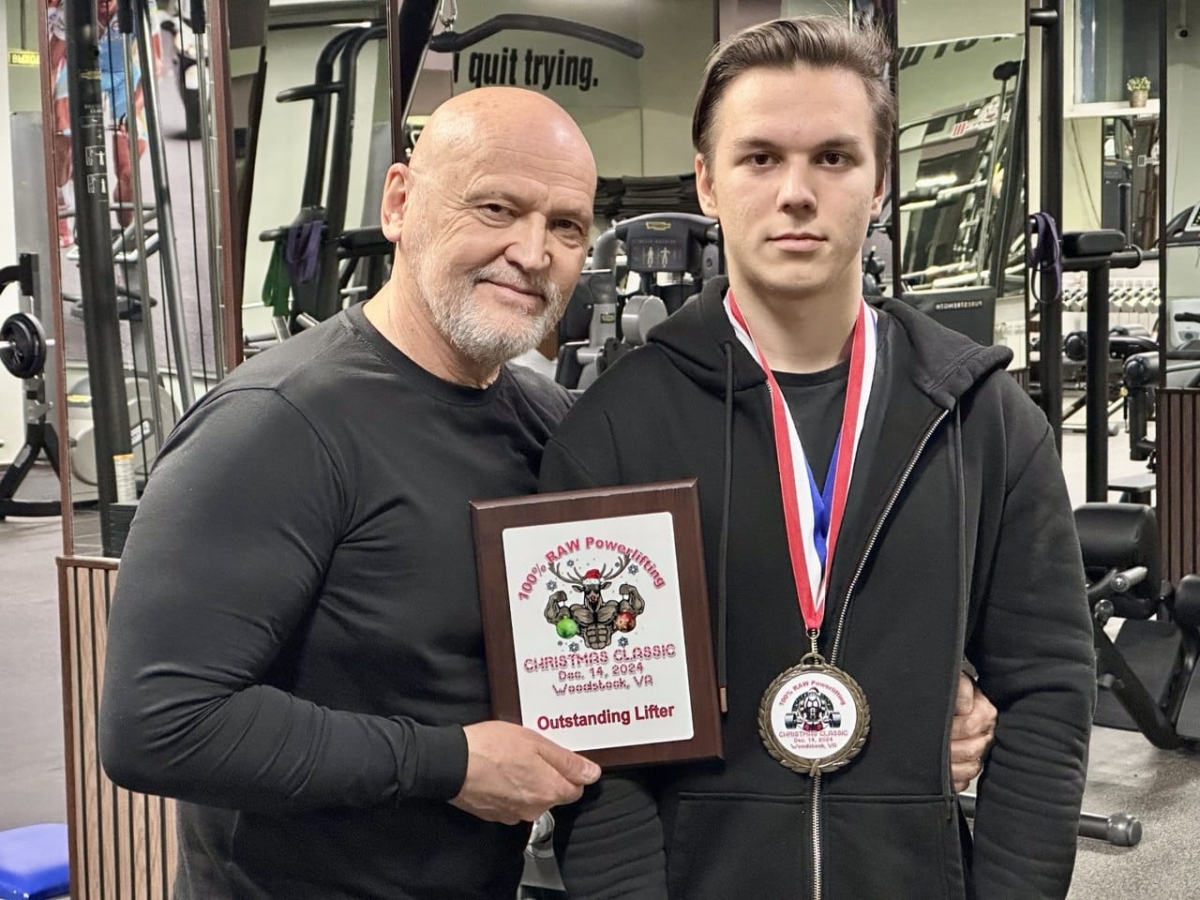 Физик-олимпиадник из Павлодара стал чемпионом среди культуристов в США