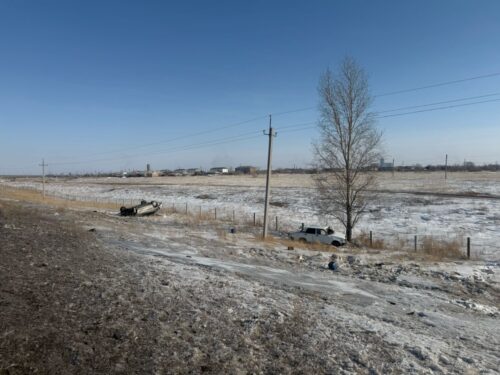 На трассе Кызылорда-Павлодар две легковушки вылетели в кювет