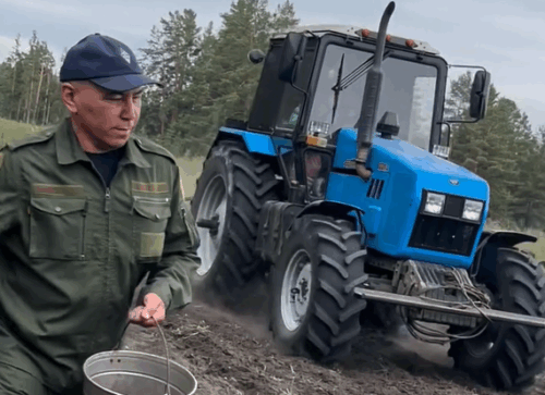 В резервате «Ертіс орманы» приступили к посеву зерновых для подкормки животных
