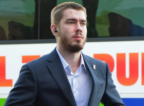 Павлодарский хоккеист уехал в США