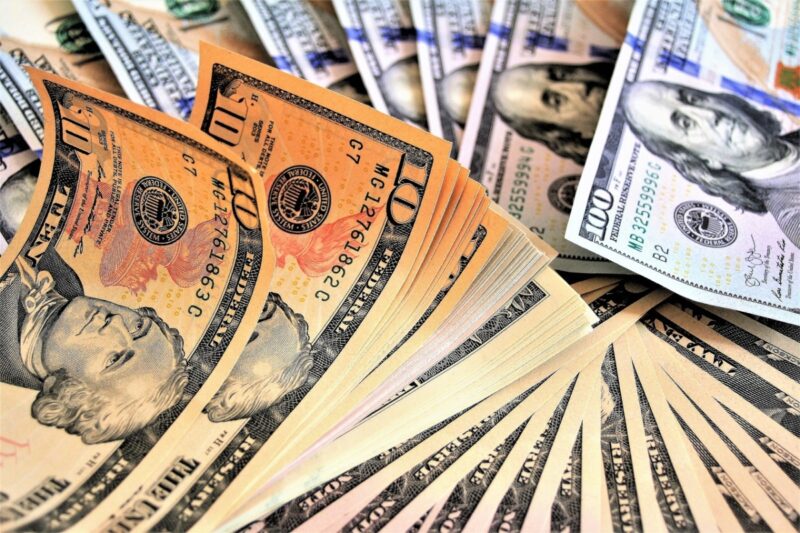 Доллар в обменниках Павлодара подорожал до 540 тенге