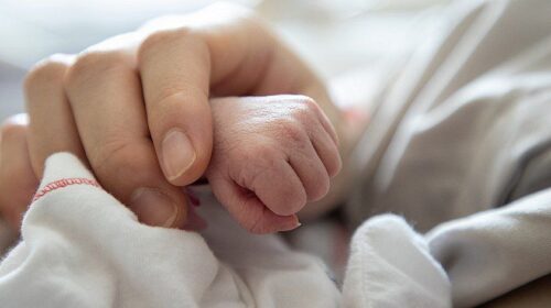 Младенческая смерть: в Павлодаре малыш умер во сне