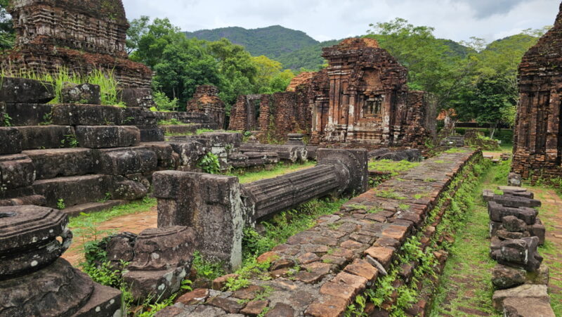 Перевод с вьетнамского (Дананг и Хойан глазами казахстанца)