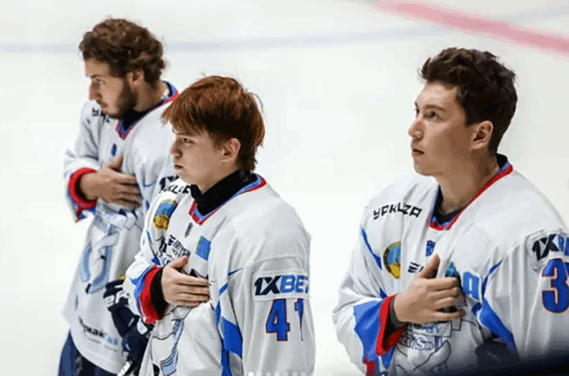 Как подставили павлодарских хоккеистов