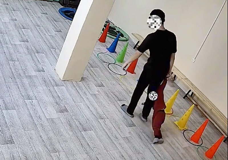 «Больно, страшно, чёрный» — особенный ребёнок, пострадавший от рук инструктора, часто повторял эти слова перед сном