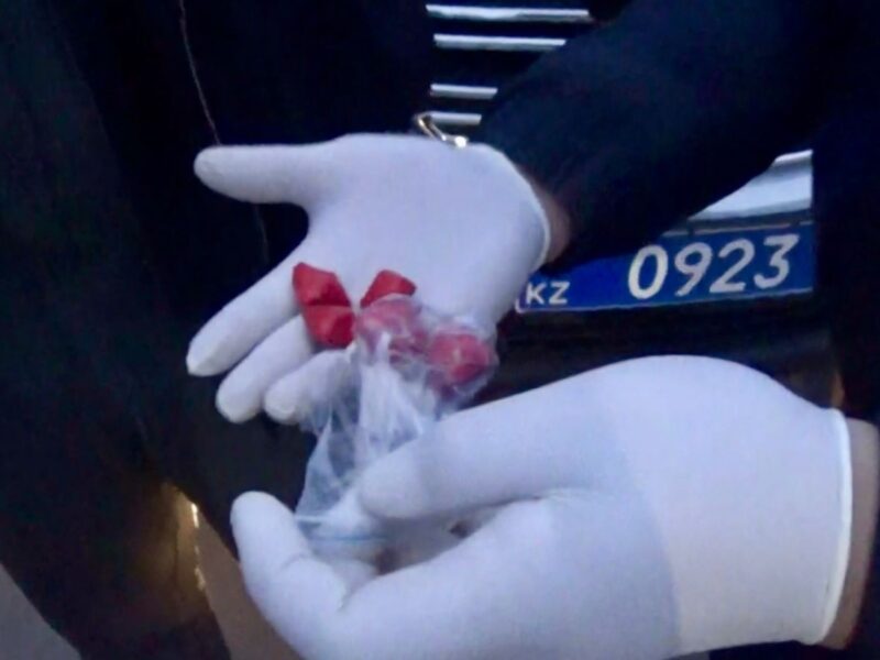 Наркотики как магнит: «смекалистого» закладчика взяли в Павлодаре