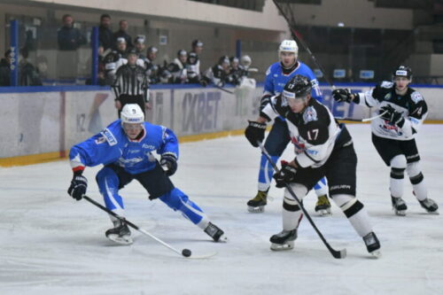 Павлодарские хоккеисты сыграют дома со столичным «Номадом»